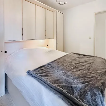 2 Bedroom Lovely In 아파트 오스텐드